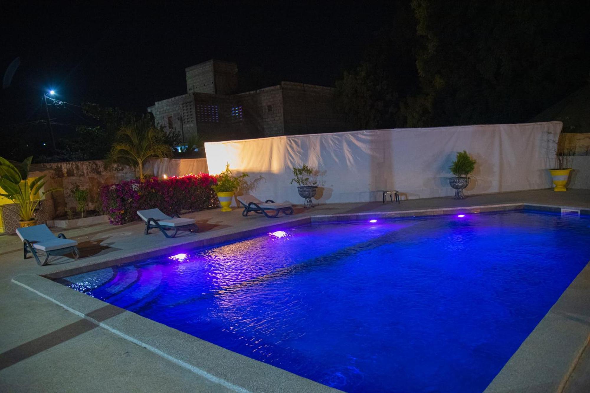 Chambres D'Hotes Villa Luciana Saly Bagian luar foto