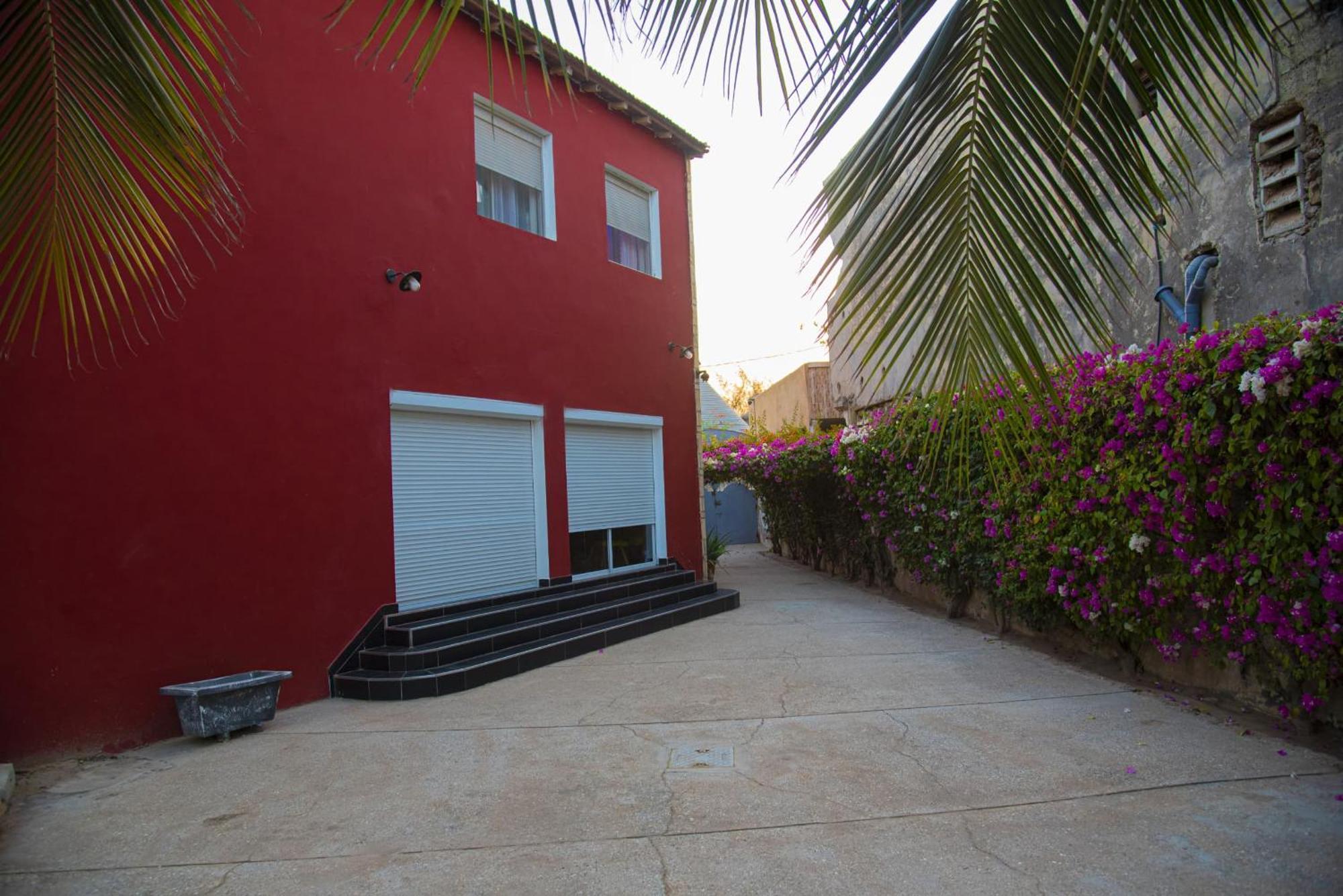 Chambres D'Hotes Villa Luciana Saly Bagian luar foto