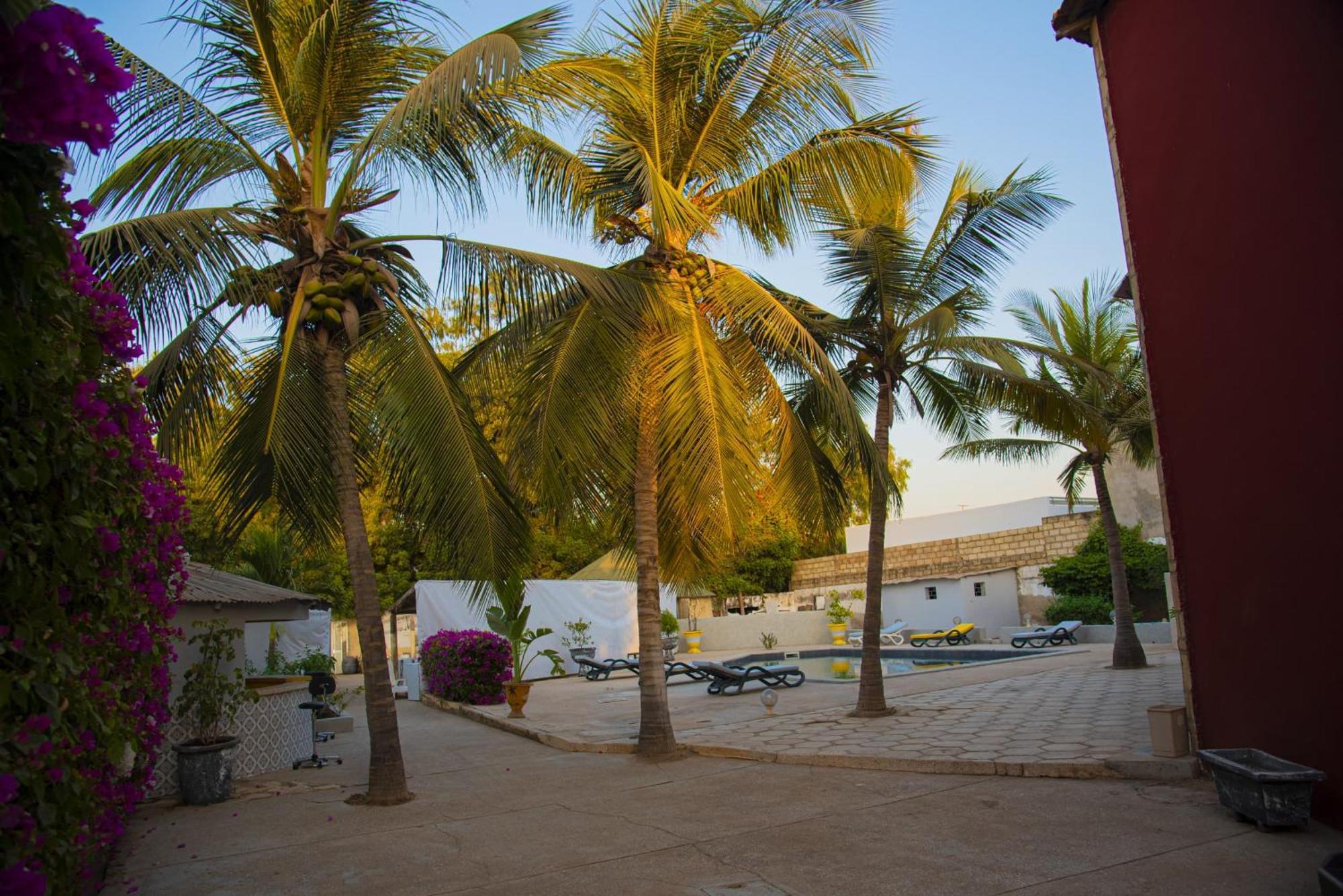 Chambres D'Hotes Villa Luciana Saly Bagian luar foto