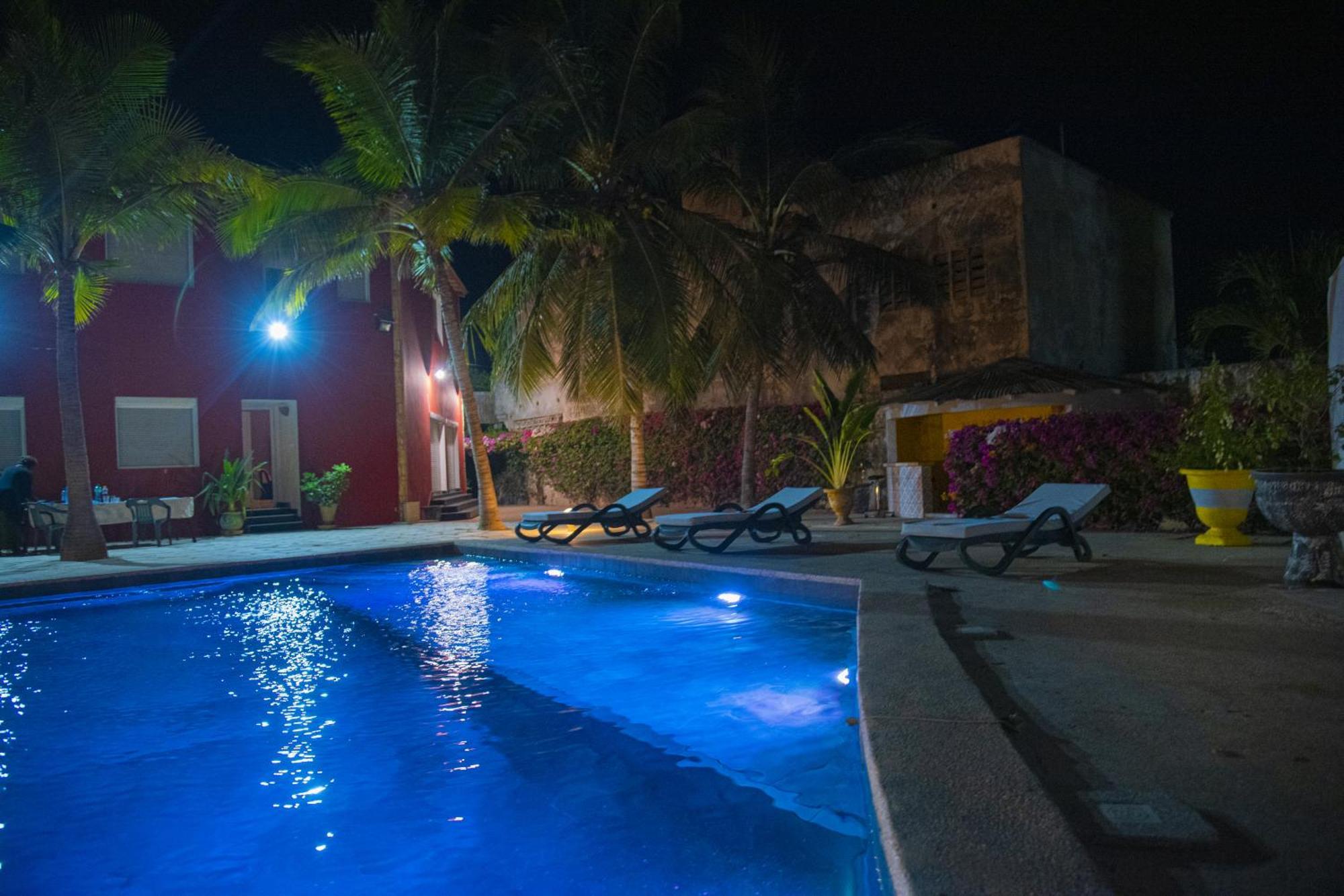 Chambres D'Hotes Villa Luciana Saly Bagian luar foto