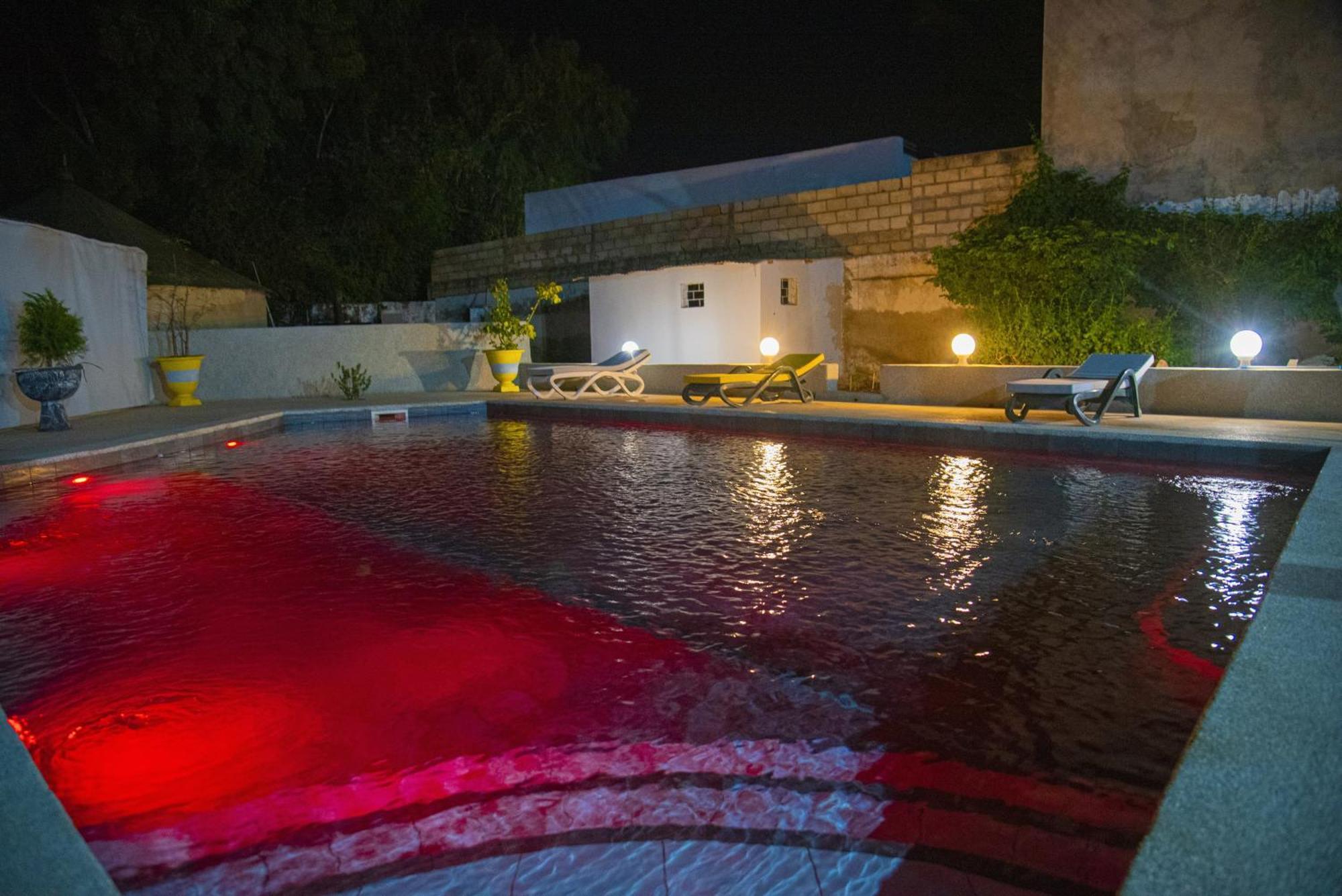 Chambres D'Hotes Villa Luciana Saly Bagian luar foto