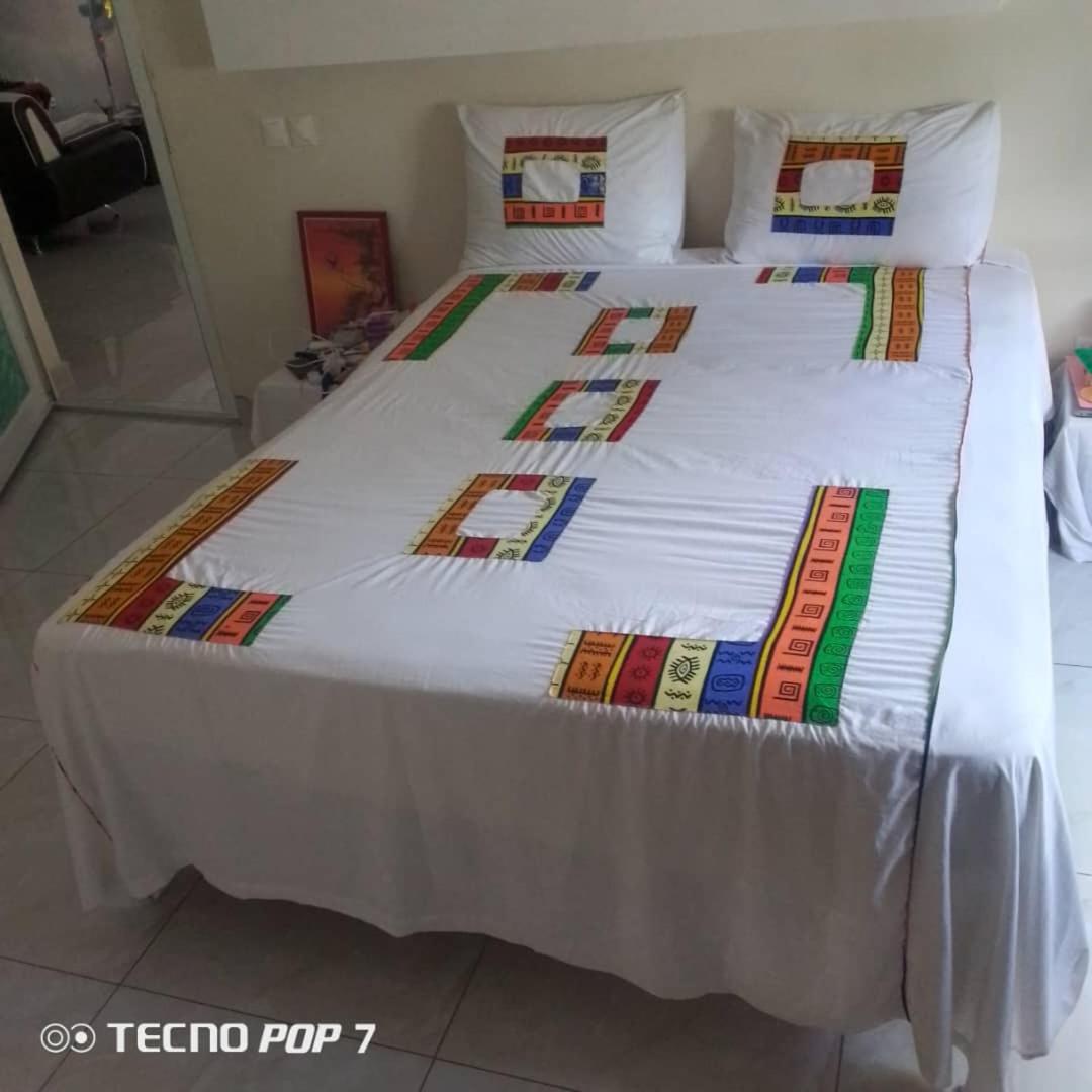 Chambres D'Hotes Villa Luciana Saly Bagian luar foto